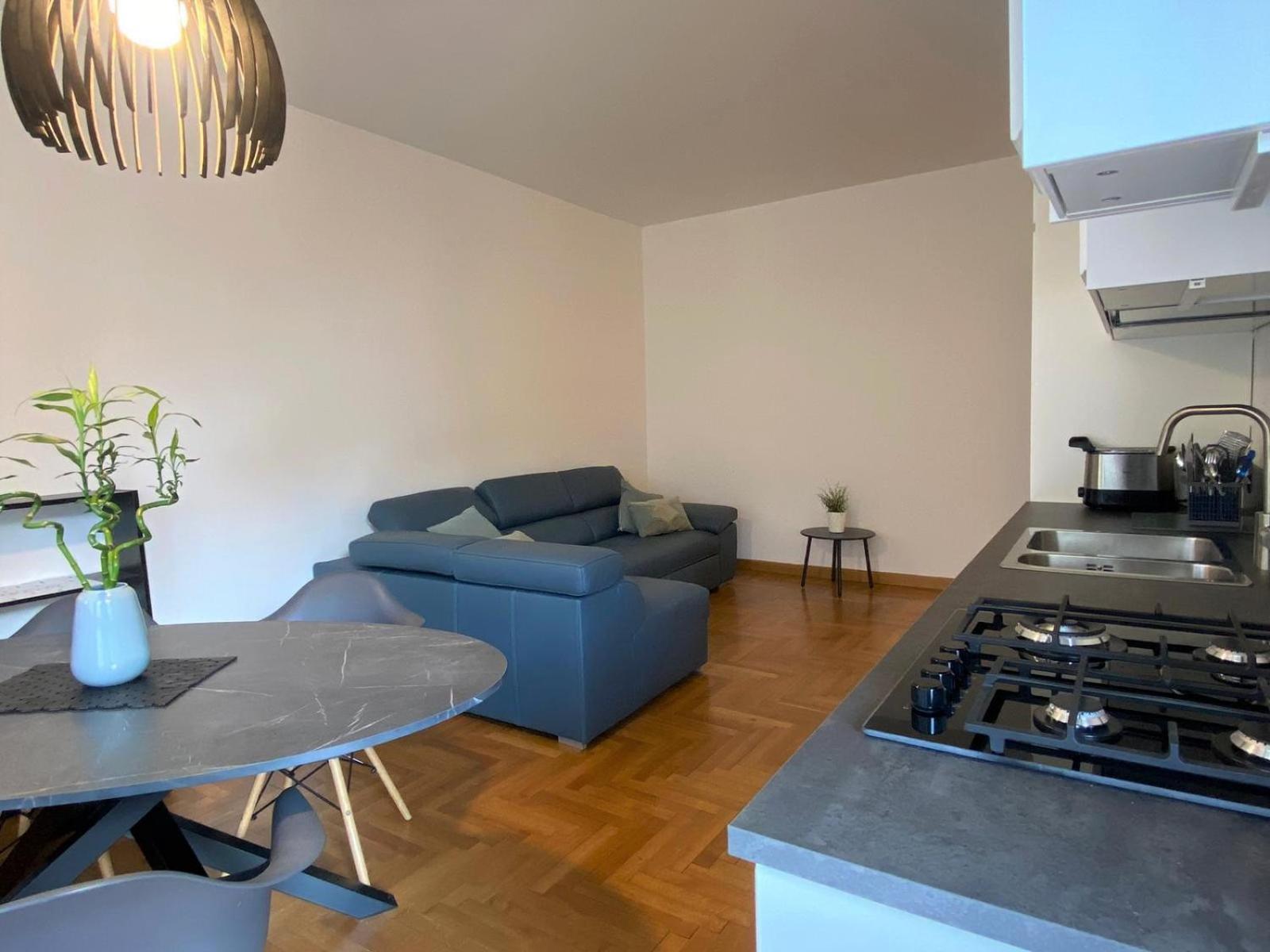 The Little Duck - Modern Apartment With Balcony Côme Esterno foto